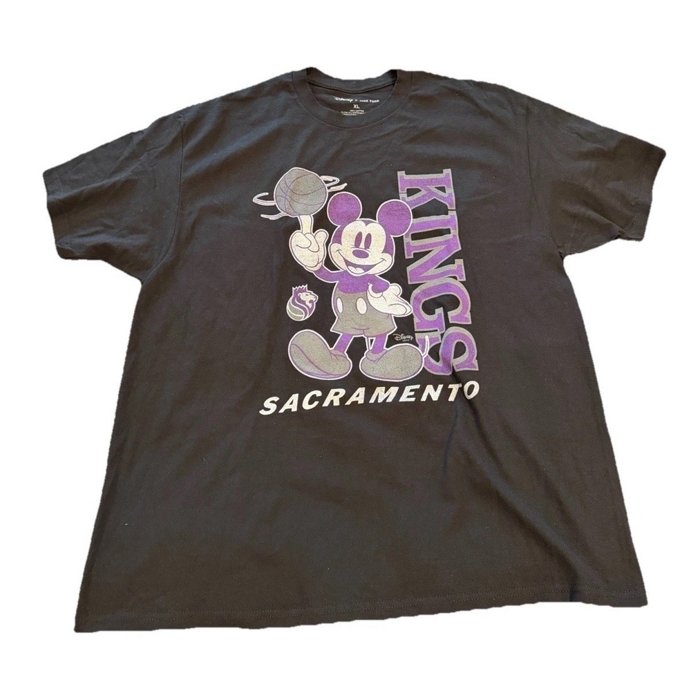 NWOT DisneyParks Mickey Mouse Sacrament Kings Junk Food Series size XL